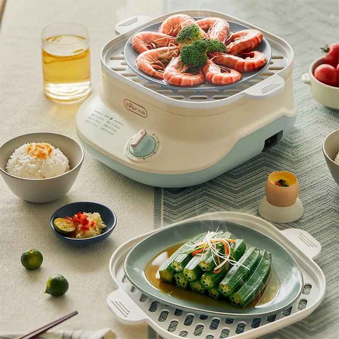 Bear DZG-C60Q8 trang bị khay chứa rời riêng biệt