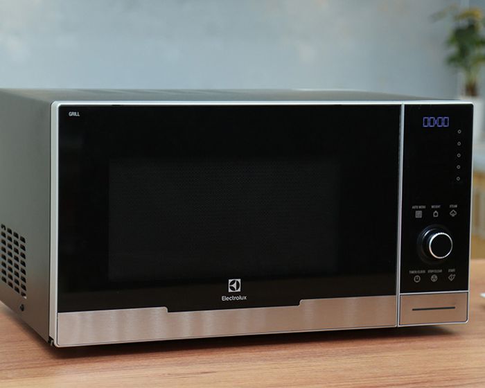 Lò vi sóng Electrolux EMS3085X 30 Lít có thiết kế sang trọng