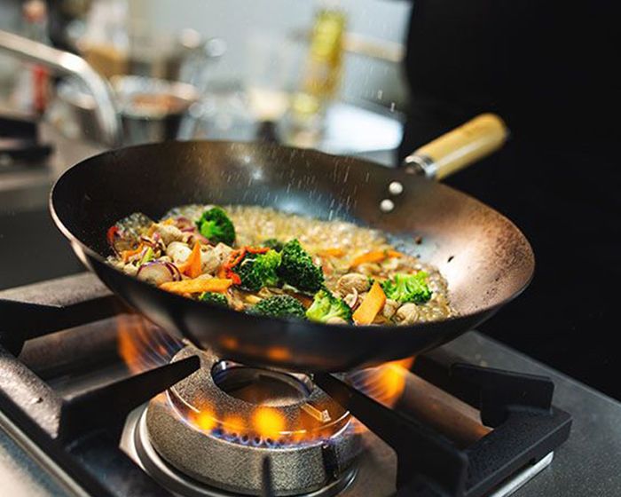 Duxton DG-668 có hệ thống đánh lửa tiện lợi