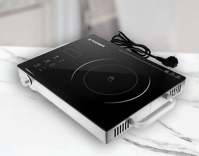 Bếp hồng ngoại đơn hiệu Perfect PF-BH82 thiết kế gọn gàng