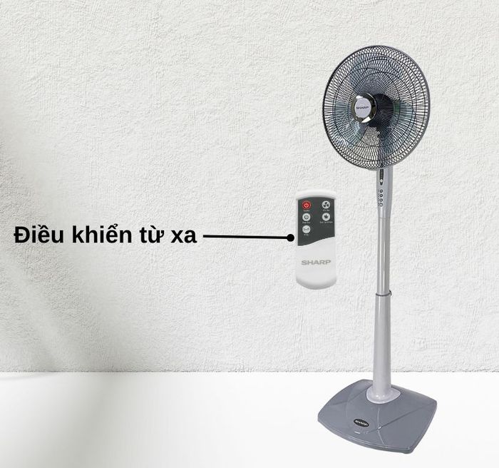 Sharp PJ-S40RV-LG có hẹn giờ và điều khiển từ xa