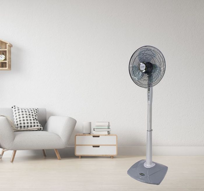 Quạt đứng có điều khiển Sharp PJ-S40RV-LG có công suất 50W