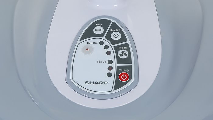 Sharp PJ-L40RV-LG điều chỉnh 3 tốc độ gió bằng nút nhấn