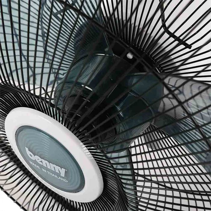 Quạt treo Benny BFW48T gồm 3 cánh