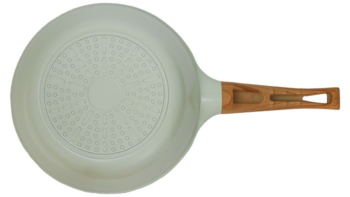 Titani TWP-20WB có đáy từ bằng inox 430 dày dặn