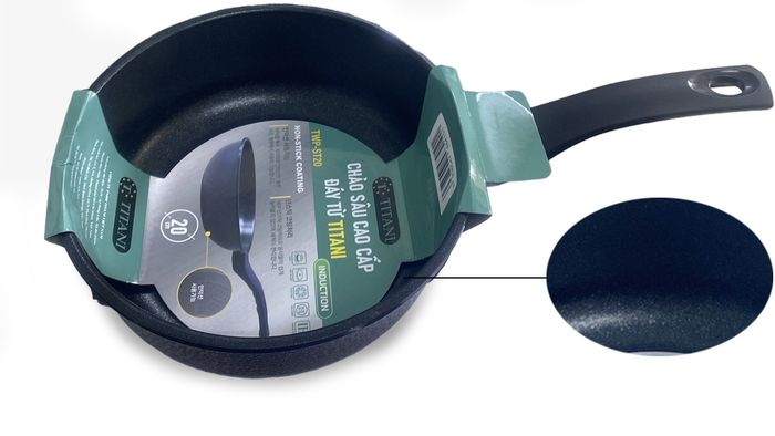 Chảo Titani TWP-ST20 100% phủ lớp chống dính Teflon