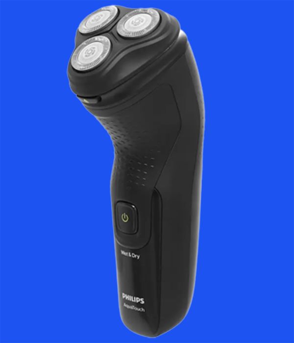 Máy cạo râu Philips S1223 sở hữu kích thước nhỏ gọn