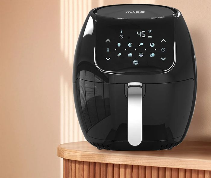 Nồi chiên nướng không dầu Magic AC110 có kiểu dáng hiện đại