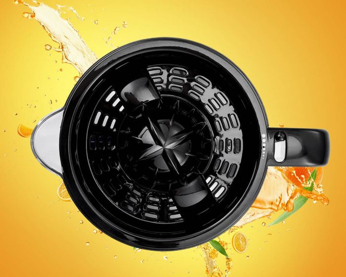 Máy có khả năng vắt kiệt nước trái cây
