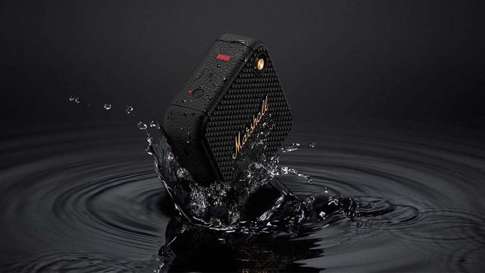 Sản phẩm được thiết kế với khả năng chống nước và bụi chuẩn IP67