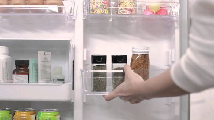 Cách khắc phục tình trạng tủ lạnh không lạnh là phân bổ lại thực phẩm hợp lý
