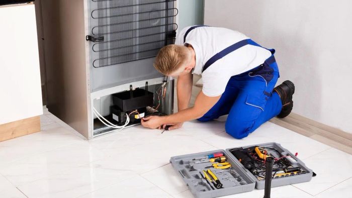 Khắc phục tủ lạnh không lạnh bằng cách thay gas là một giải pháp hiệu quả
