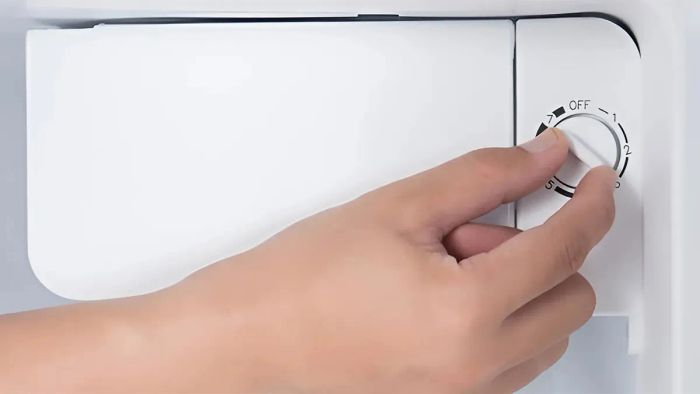 Tủ lạnh không làm lạnh do cài đặt nhiệt độ không phù hợp