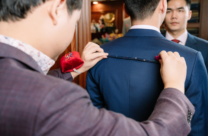 Every Cazo creation is handcrafted by experienced tailors.png