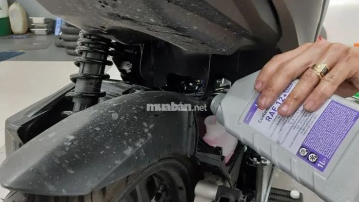 Nước làm mát xe là gì?