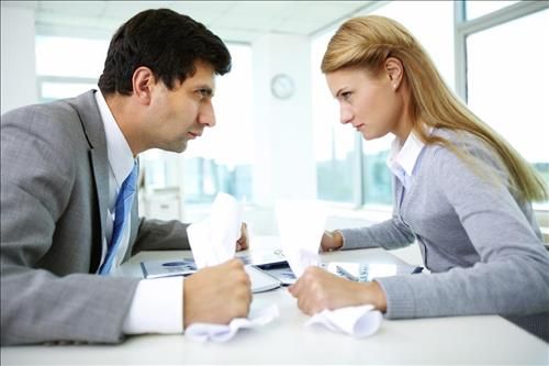 Con giáp không khéo léo trong giao tiếp