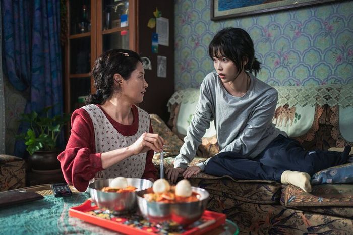 Có ba, có mẹ, có gia đình luôn luôn bên cạnh Geum Myeong.