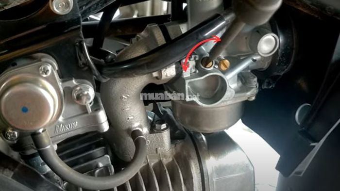 Điều chỉnh ga và ốc gió đồng thời