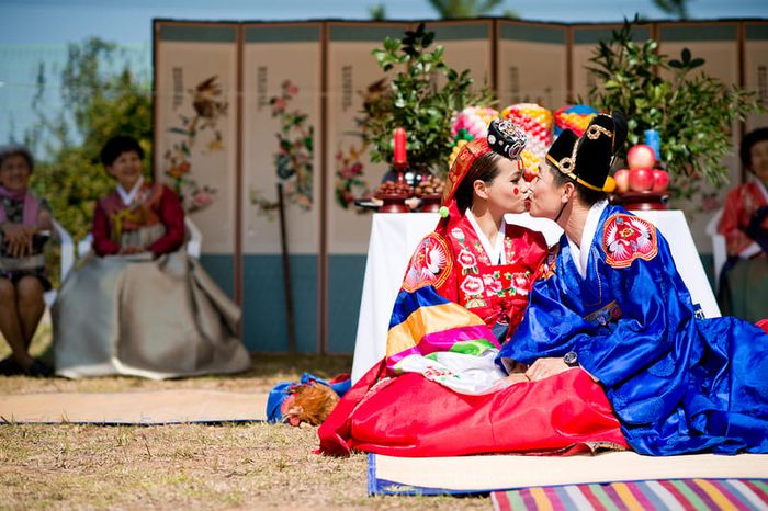 Khám phá Hanbok truyền thống Hàn Quốc và những mẹo khi thuê Hanbok cho chuyến đi.