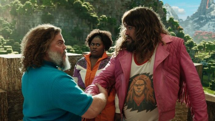 Jason Momoa và Jack Black tạo nên những màn tung hứng hài hước đầy táo bạo