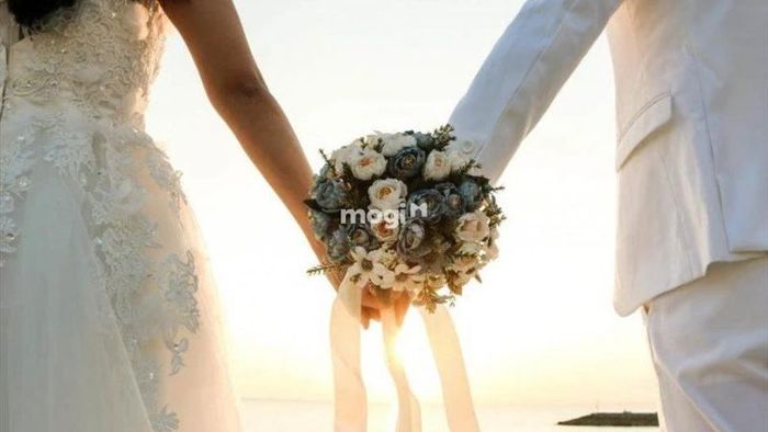 Mơ thấy người yêu cưới người khác