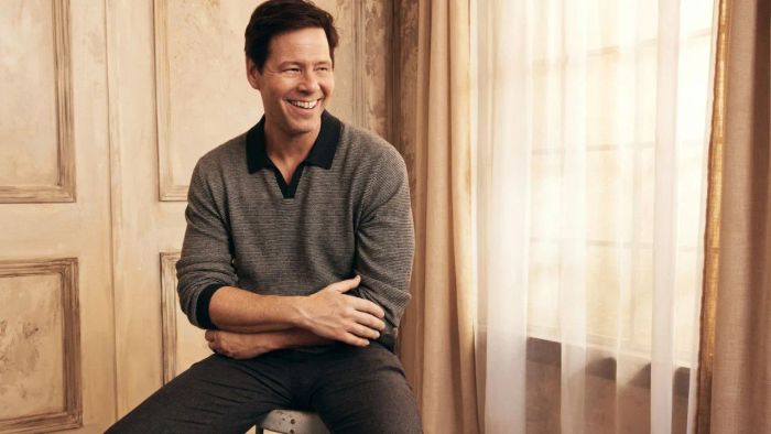 Ike Barinholtz trong ‘The Studio’