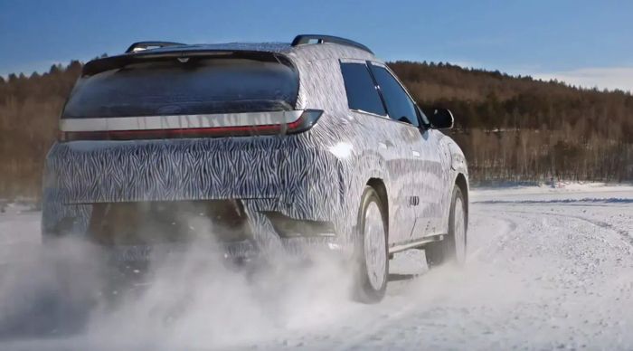 Hyundai_SUV_4.jpg