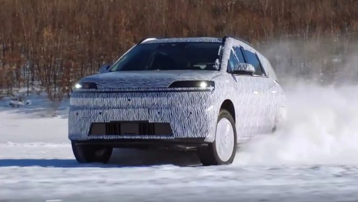 Hyundai_SUV_3.jpg