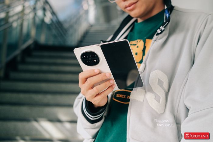 So với phiên bản trước, OPPO Find N5 được nâng cấp mạnh mẽ với nhiều tính năng nổi bật.