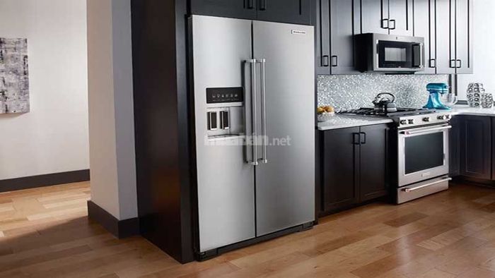 Những lưu ý khi hóa giải tủ lạnh đối diện cửa chính