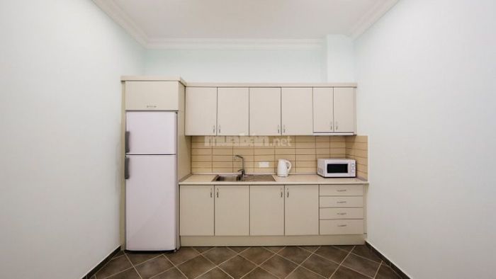 phương pháp hóa giải tủ lạnh đối diện cửa chính