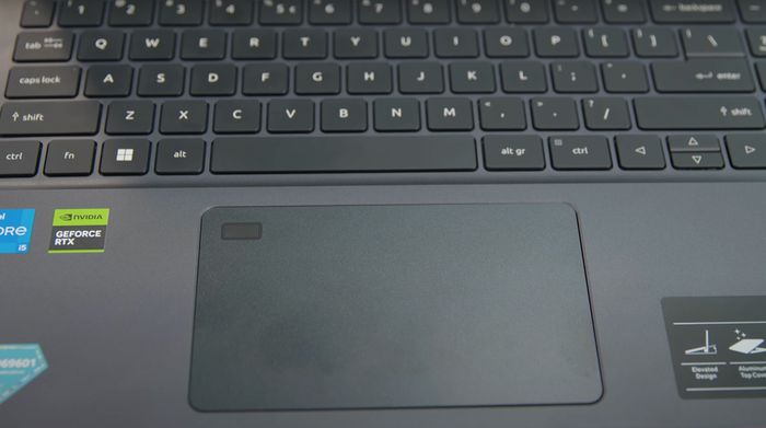 Laptop Acer Aspire 7 Gaming A715 76G 59MW i5 12450H (NH.QMYSV.001) - TouchPad