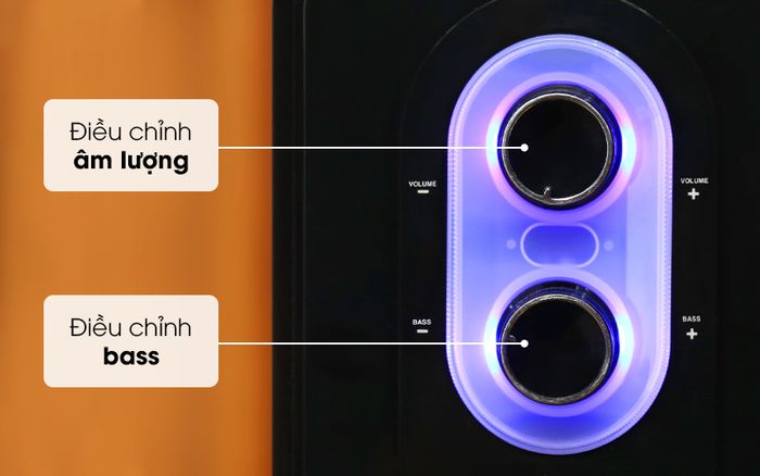 Tích hợp 2 nút tăng giảm âm lượng và điều chỉnh bass - Loa vi tính 2.1 Enkor E50 Đen