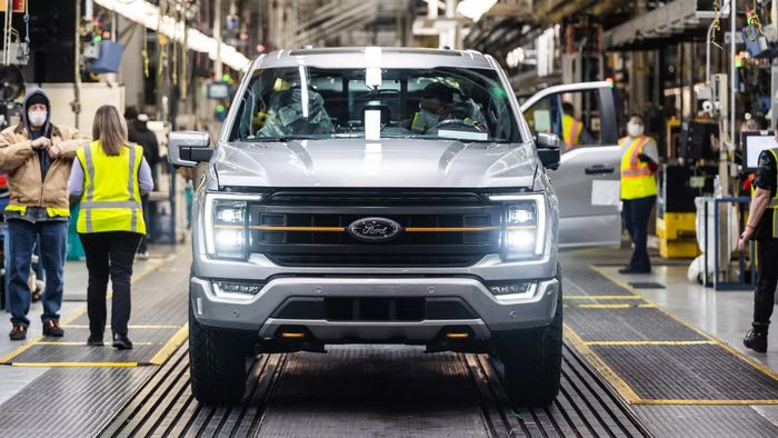 Ford-F-150-Production.jpg