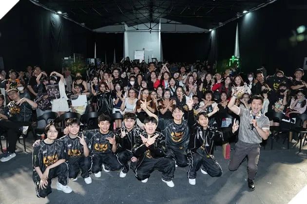 AGON by AOC và Zen Esports tiếp tục đồng hành cùng GAM Esports tại sự kiện Fan Meeting Monster Day 4, mở rộng không gian trải nghiệm và giao lưu cho cộng đồng game thủ.