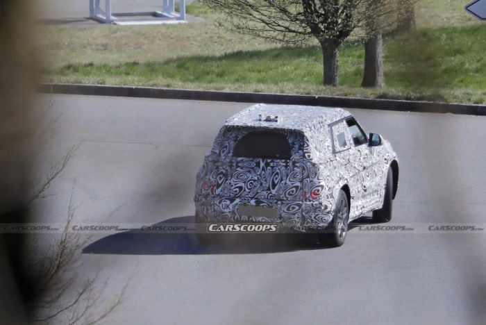 Land-Rover-baby-Defender-EV-scoop-00016.jpg