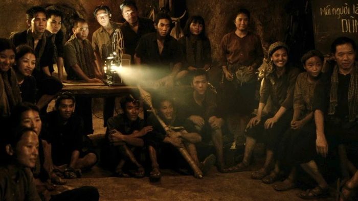 Địa Đạo: Mặt Trời Trong Bóng Tối không có những cảnh chiến đấu lớn, dữ dội như thường thấy.