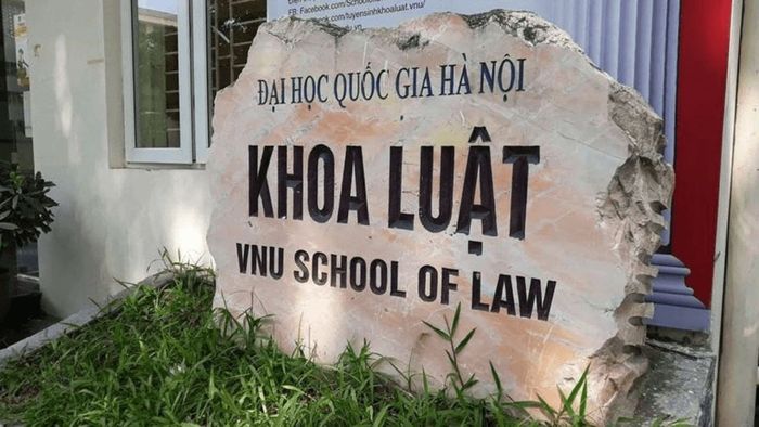 Trường Đại học Luật đã trải qua nhiều giai đoạn phát triển bền vững