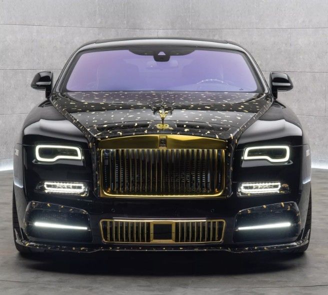 Rolls-Royce 2.jpg