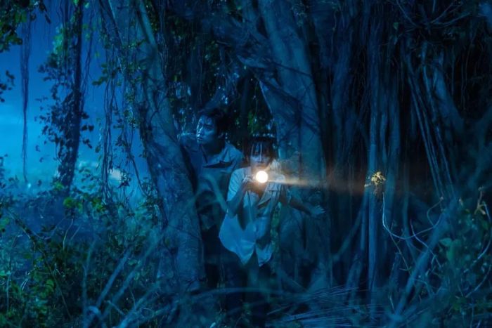 Lan và Sơn cùng bước vào hành trình khám phá những bí mật rùng rợn tại miền quê huyền bí