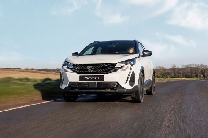 Khách hàng sở hữu Peugeot 3008 sẽ được hưởng ưu đãi đặc biệt lên tới 75 triệu đồng, mang lại nhiều lợi ích hấp dẫn khi sở hữu mẫu xe này.