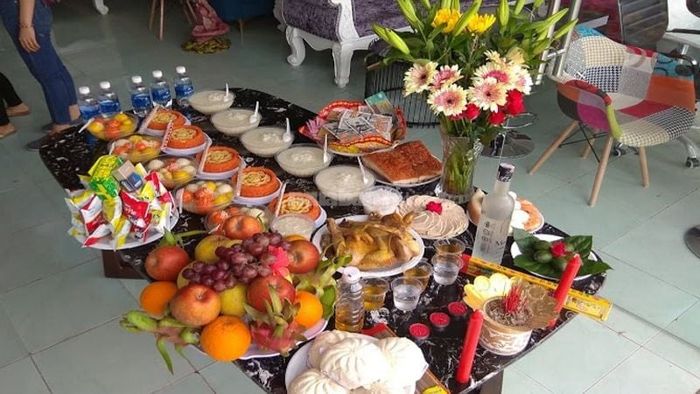 Chuẩn bị đầy đủ lễ vật cúng khai trương để đảm bảo mọi sự kiện diễn ra suôn sẻ