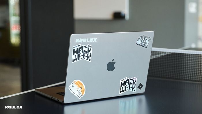 Sự ra đi của Erik Cassel, đồng sáng lập Roblox