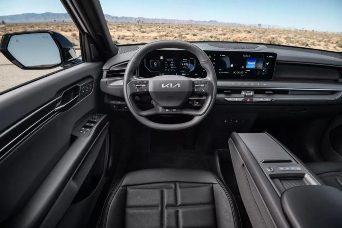Kia EV9 Nightfall 4.jpg