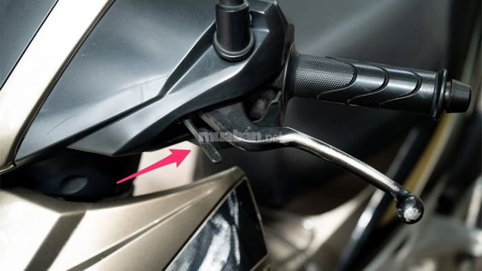 Kiểm tra và thay phanh