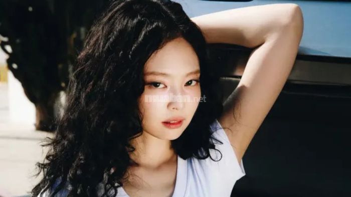 Các ngôi sao nổi tiếng với dáng mắt cáo
