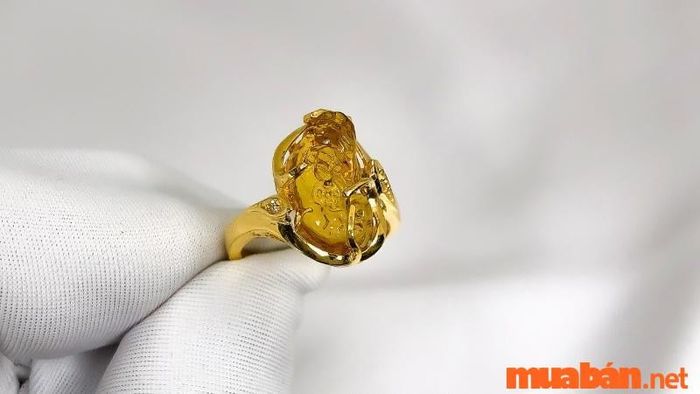 2015 mệnh gì?