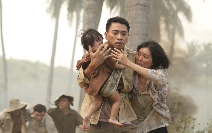Lật Mặt 8: Vòng Tay Nắng quy tụ một dàn diễn viên hùng hậu, góp phần tạo nên sức hút đặc biệt cho bộ phim