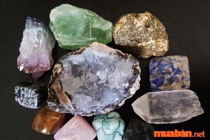 2015 mệnh gì và nên chọn loại đá phong thủy nào?