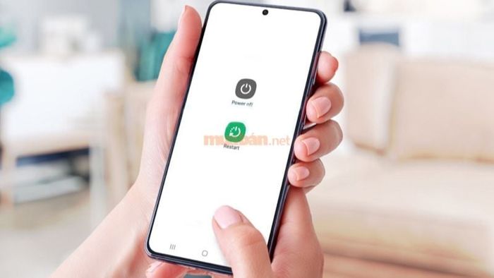 Khởi động lại thiết bị